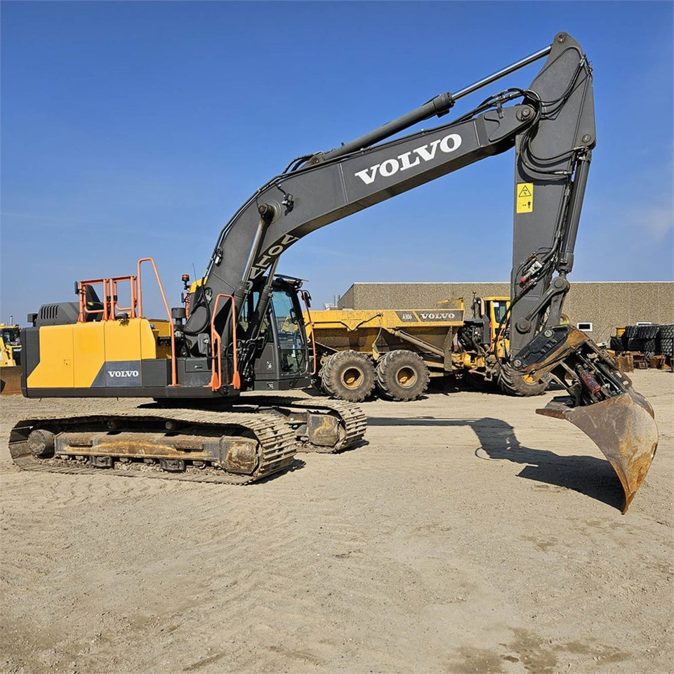 Volvo EC200 EL - Escavadora de rastos: foto 4 Volvo EC200 EL - Escavadora de rastos: foto 4