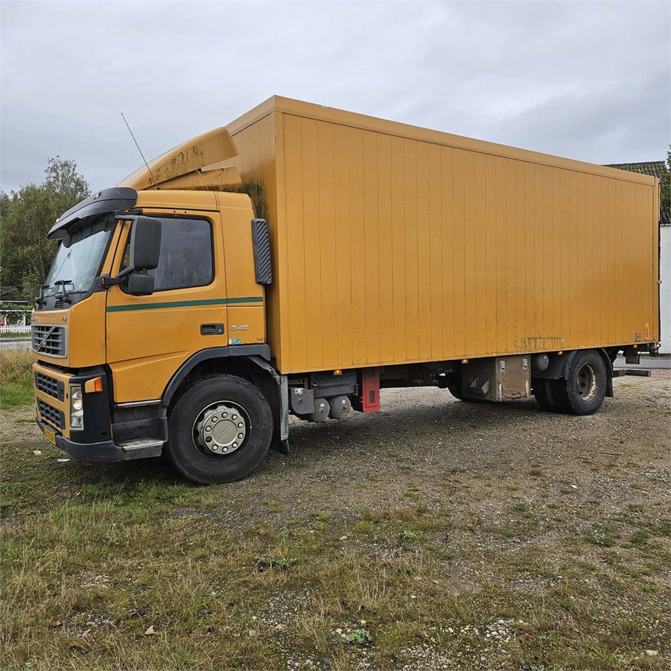 Volvo FM - Caminhão furgão: foto 1 Volvo FM - Caminhão furgão: foto 1