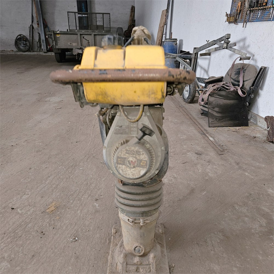 Wacker Neuson RAMMER BS60-21 - Compactadora de percussão: foto 2 Wacker Neuson RAMMER BS60-21 - Compactadora de percussão: foto 2