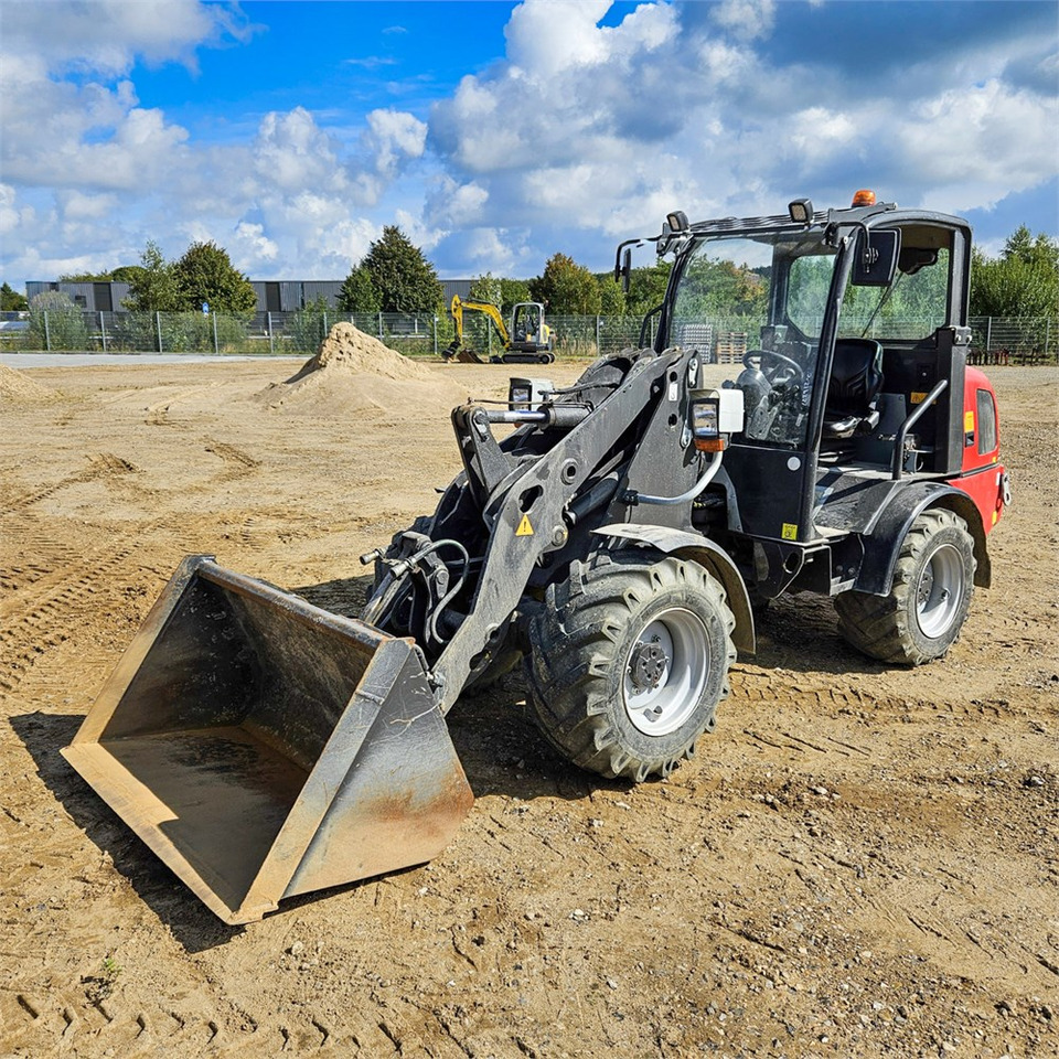 Weidemann 2070 CX - Carregadeira de rodas: foto 2 Weidemann 2070 CX - Carregadeira de rodas: foto 2
