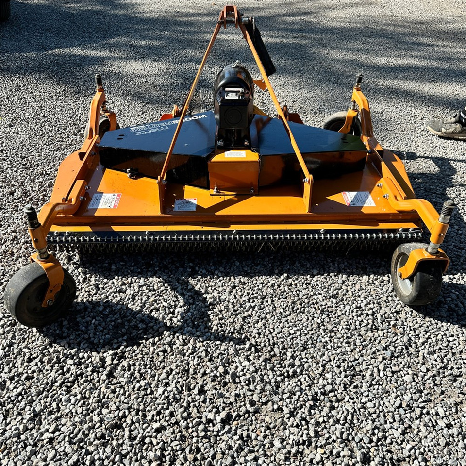 Woods PRD 7200 - Máquina para produção de feno: foto 2 Woods PRD 7200 - Máquina para produção de feno: foto 2