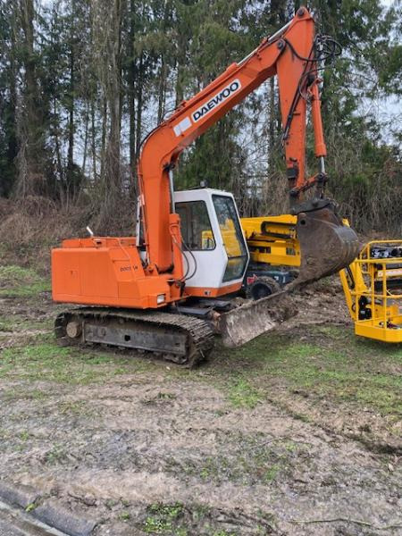 Daewoo 75 - Mini escavadeira: foto 2 Daewoo 75 - Mini escavadeira: foto 2