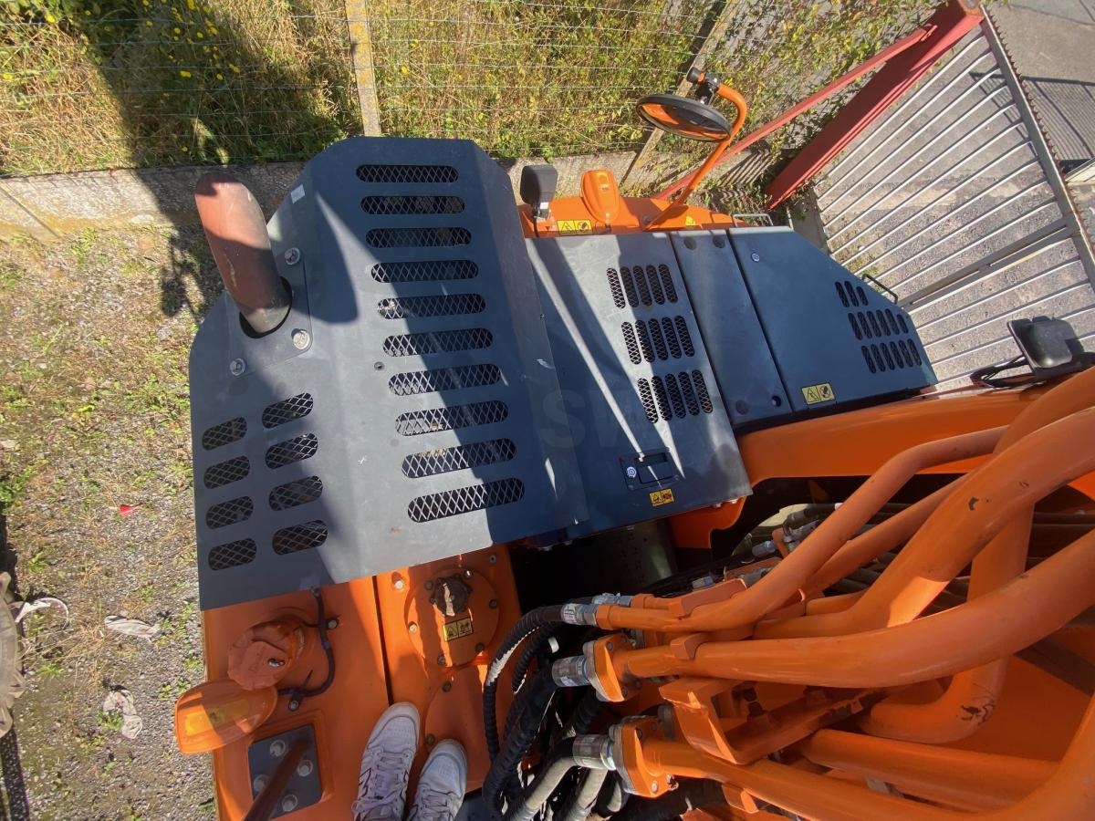 Escavadora de rastos Doosan DX 140LCR-5: foto 14