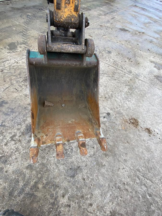 Escavadeira de rodas Hyundai HW 140: foto 11 Escavadeira de rodas Hyundai HW 140: foto 11