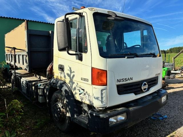 Nissan ATLEON 150.25 - Caminhão polibenne, Caminhão grua: foto 2 Nissan ATLEON 150.25 - Caminhão polibenne, Caminhão grua: foto 2