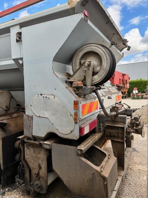 Distribuidor de asfalto Renault GRAVILLONNEUSE RGS: foto 14