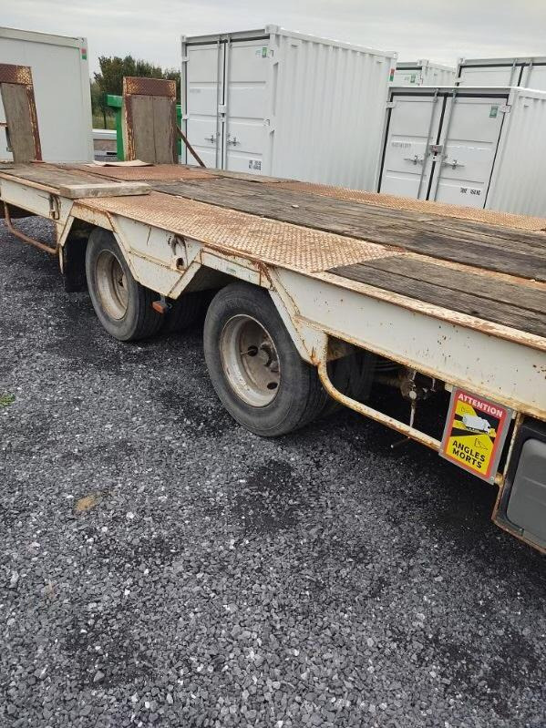 Verem 2 ESSIEUX - Reboque transporte de veículos: foto 2 Verem 2 ESSIEUX - Reboque transporte de veículos: foto 2