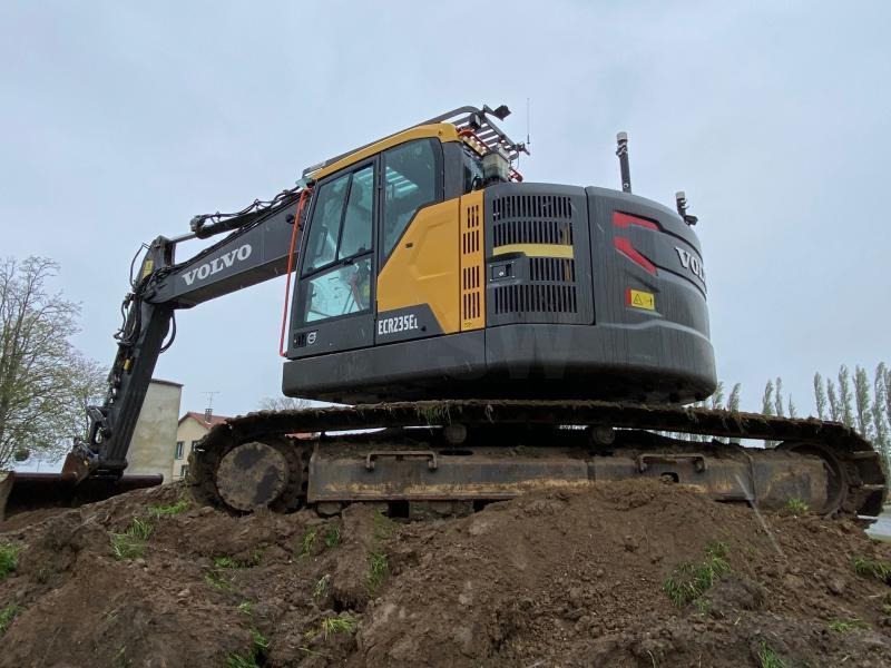 Volvo ECR 235EL - Escavadora de rastos: foto 2 Volvo ECR 235EL - Escavadora de rastos: foto 2