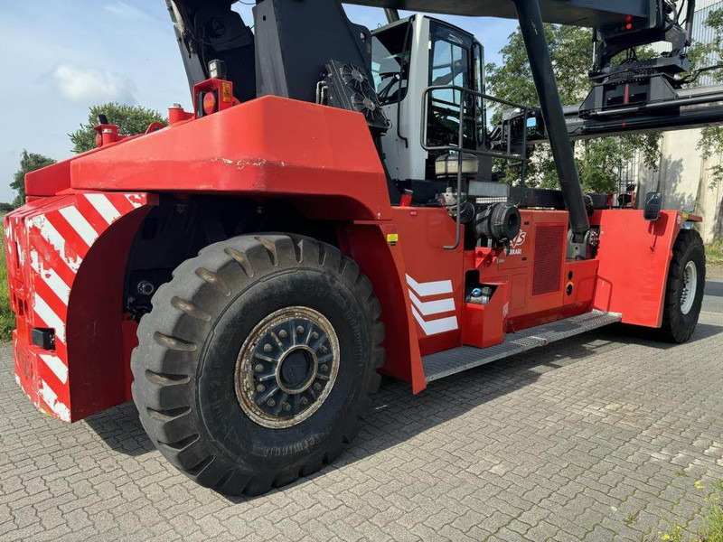 CVS Ferrari F500RS3 - Reachstacker porta contentores: foto 3 CVS Ferrari F500RS3 - Reachstacker porta contentores: foto 3