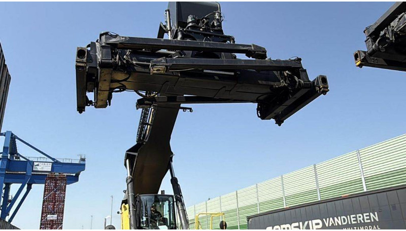 Hyster RS4636IH - Reachstacker porta contentores: foto 4 Hyster RS4636IH - Reachstacker porta contentores: foto 4