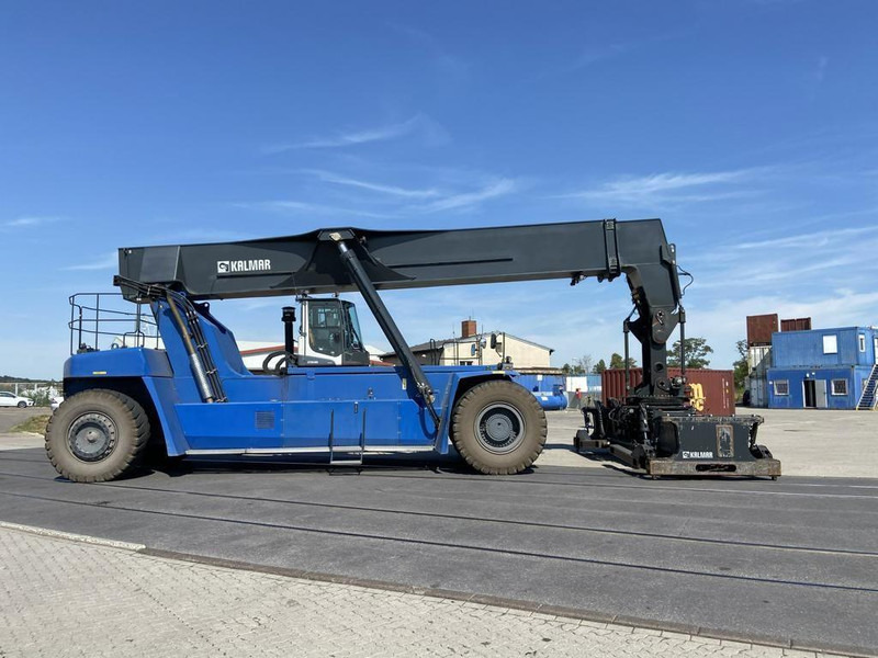 Kalmar DRG450-82S5HCXS - Reachstacker porta contentores: foto 3 Kalmar DRG450-82S5HCXS - Reachstacker porta contentores: foto 3
