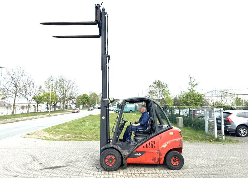 Linde H30D-02 - Empilhadeira a diesel: foto 2 Linde H30D-02 - Empilhadeira a diesel: foto 2