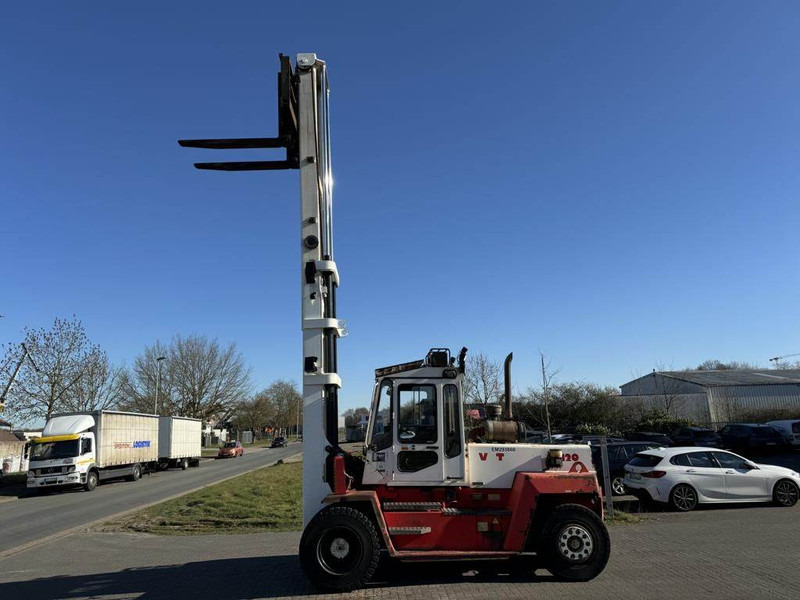 Svetruck 13.6-120-32 - Empilhadeira a diesel: foto 4 Svetruck 13.6-120-32 - Empilhadeira a diesel: foto 4