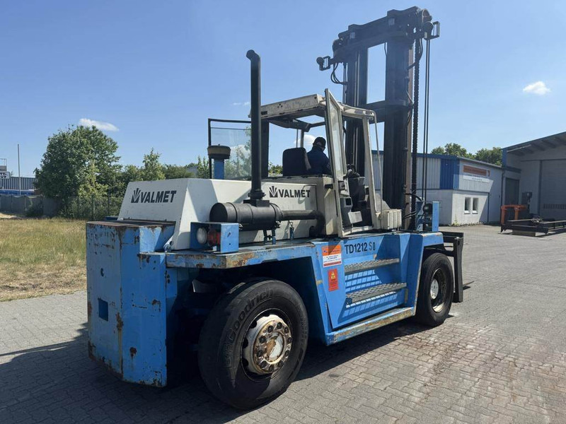 Valmet TD1212S - Empilhadeira a diesel: foto 4 Valmet TD1212S - Empilhadeira a diesel: foto 4