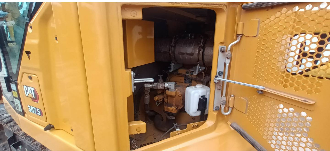 Escavadora de rastos CAT 307.5: foto 29