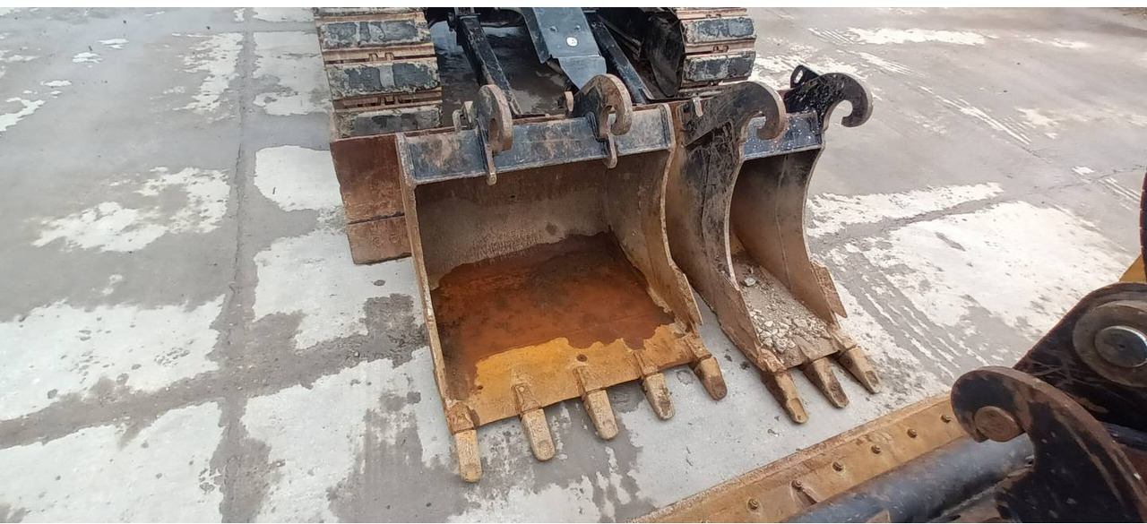 Escavadora de rastos CAT 307.5: foto 19