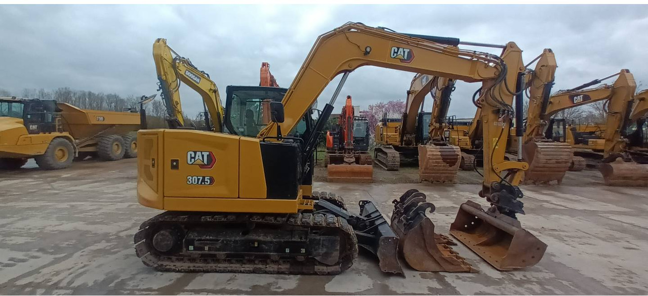 Escavadora de rastos CAT 307.5: foto 11