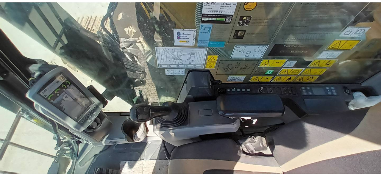 Escavadora de rastos CAT 326F: foto 13