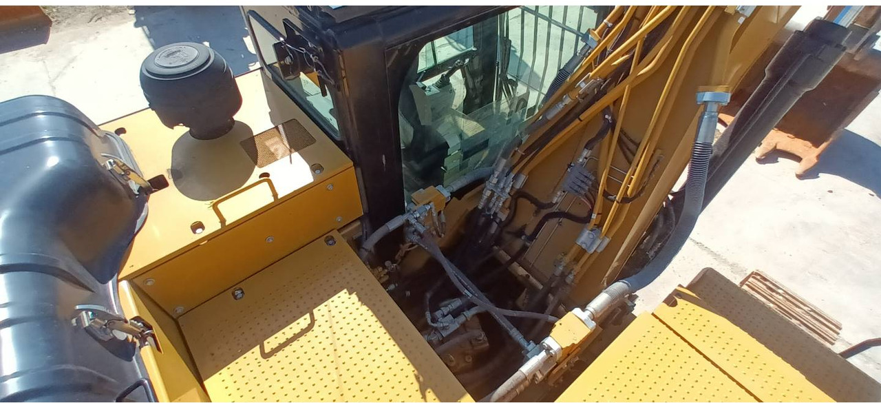 Escavadora de rastos CAT 326F: foto 26