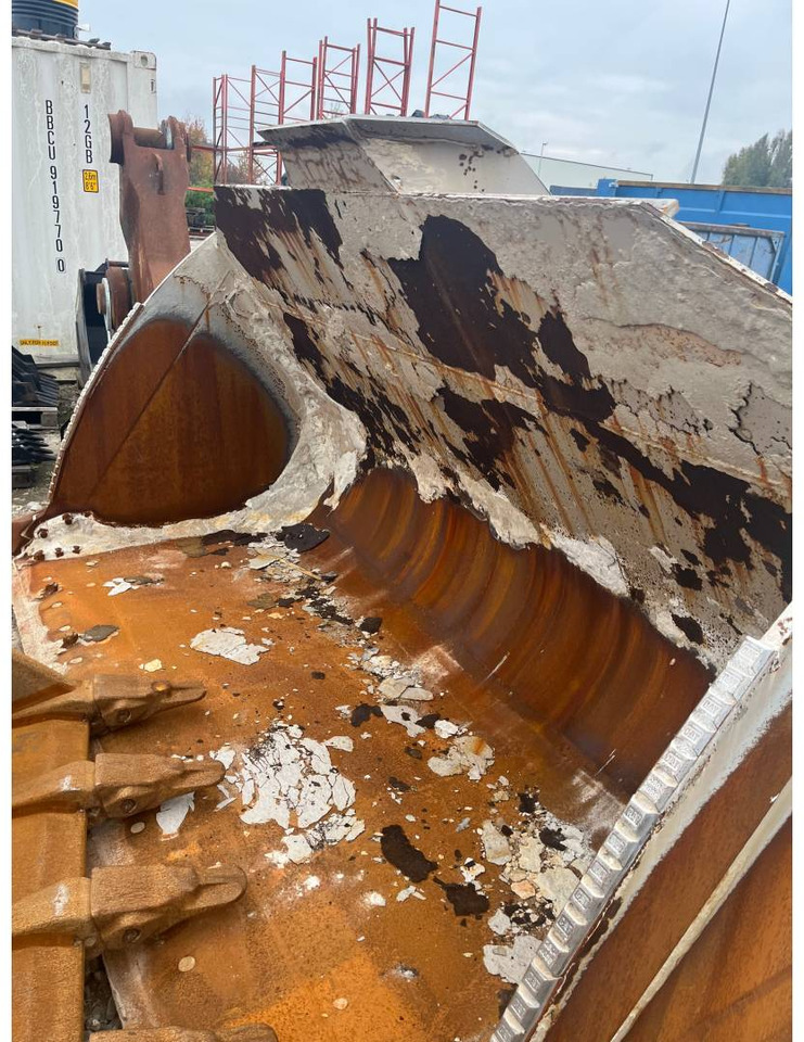 CAT 966/972/5200L/GODET/LAME - Balde para carregadeiras: foto 2 CAT 966/972/5200L/GODET/LAME - Balde para carregadeiras: foto 2