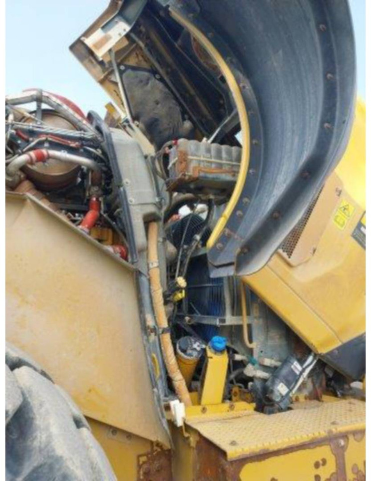 Carregadeira de rodas CAT 980M: foto 17