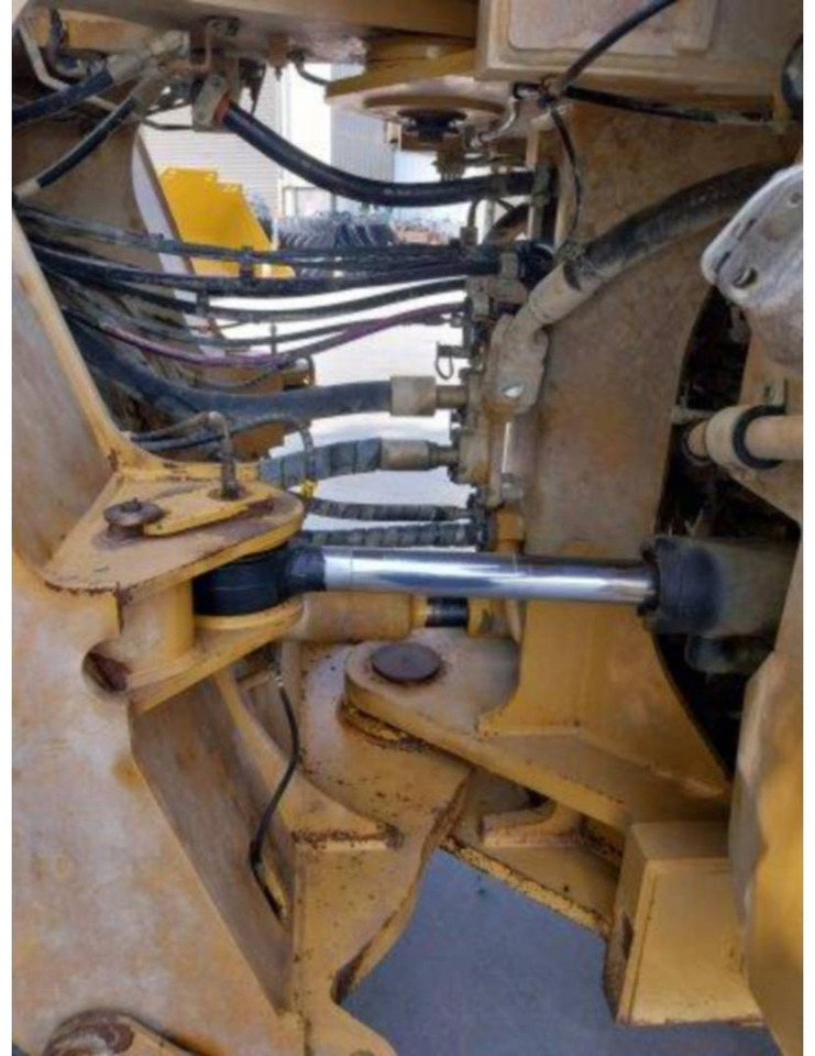 Carregadeira de rodas CAT 980M: foto 14