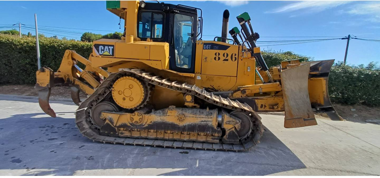 CAT D6T3B XW - Buldôzer: foto 2 CAT D6T3B XW - Buldôzer: foto 2