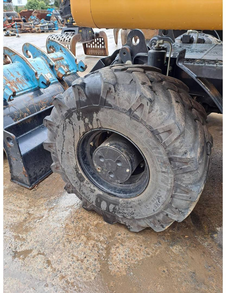 Escavadeira de rodas CAT M315: foto 19