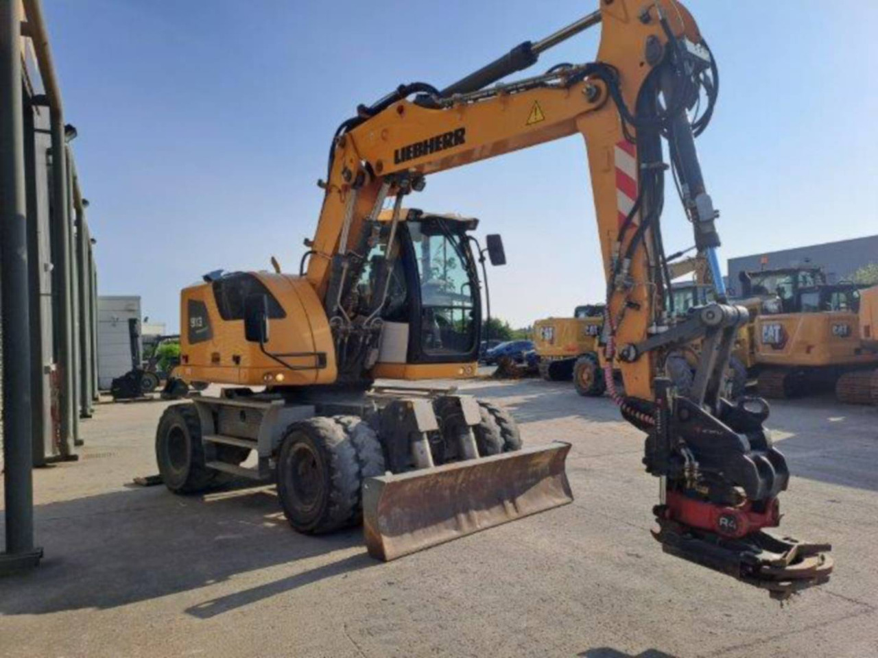 LIEBHERR A913 - Escavadeira de rodas: foto 2 LIEBHERR A913 - Escavadeira de rodas: foto 2