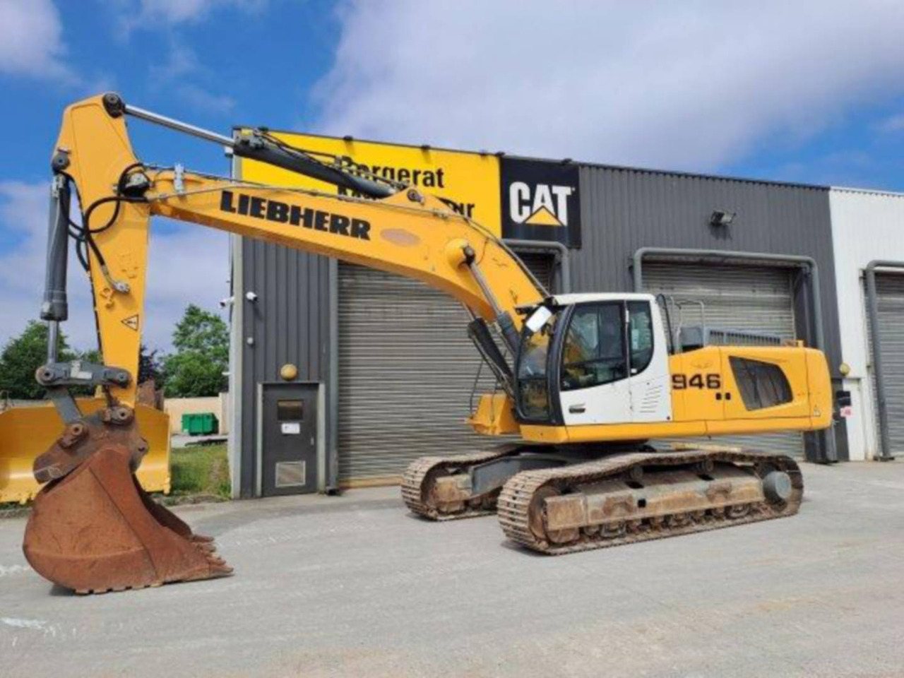 LIEBHERR R946 - Escavadora de rastos: foto 1 LIEBHERR R946 - Escavadora de rastos: foto 1