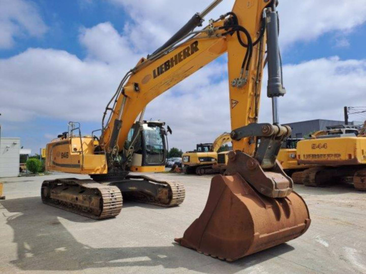 LIEBHERR R946 - Escavadora de rastos: foto 2 LIEBHERR R946 - Escavadora de rastos: foto 2