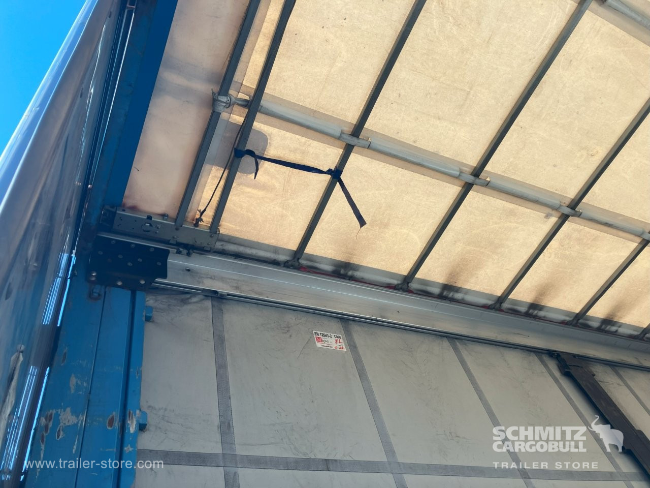 LECI TRAILER Semiremolque Lona Standard - Semi-reboque de lona: foto 4 LECI TRAILER Semiremolque Lona Standard - Semi-reboque de lona: foto 4