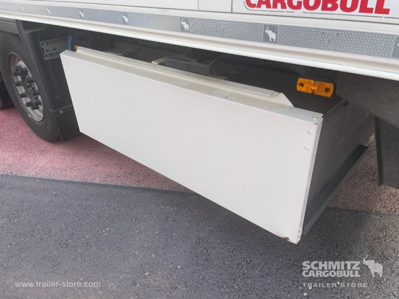 SCHMITZ Semiremolque Frigo Standard - Semireboque isotérmico: foto 4 SCHMITZ Semiremolque Frigo Standard - Semireboque isotérmico: foto 4