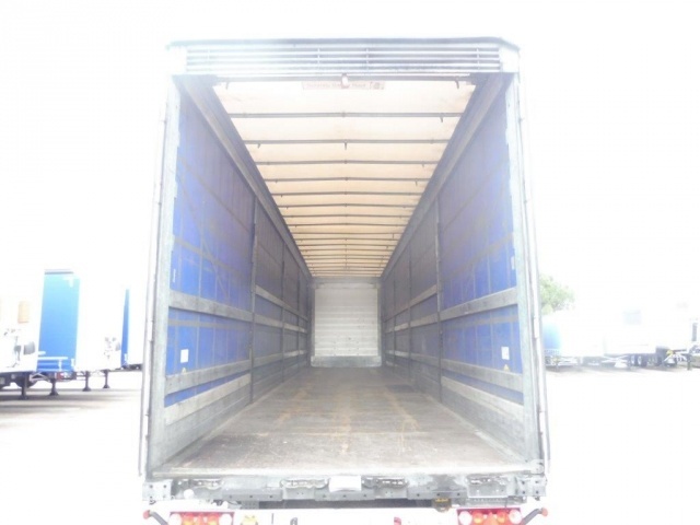 Semi-reboque de lona Schmitz Cargobull Curtainsider Mega: foto 6