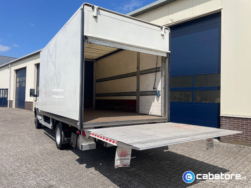 Iveco 40C 40C12 EURO 3 4x2 Bakwagen Euro 3 - Bouwjaar 2003 - APK tot 10-05-2026 -Handgeschakelde versnellingsbak - Carrinha de contentor: foto 4 Iveco 40C 40C12 EURO 3 4x2 Bakwagen Euro 3 - Bouwjaar 2003 - APK tot 10-05-2026 -Handgeschakelde versnellingsbak - Carrinha de contentor: foto 4