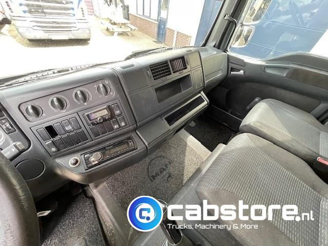 Caminhão furgão MAN TGL 8.180 4X2 BB  Euro 5 - Handgeschakelde versnellingsbak - Laadklep - Bouwjaar 2010 - 3 zitplaatsen: foto 10