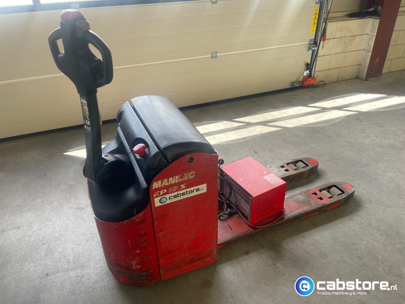 Manitou EP185 Electric Pallettruck Manitou EP185 Electrische palletwagen - Bouwjaar 2007 - Uren 1160 - Porta-palete: foto 1 Manitou EP185 Electric Pallettruck Manitou EP185 Electrische palletwagen - Bouwjaar 2007 - Uren 1160 - Porta-palete: foto 1