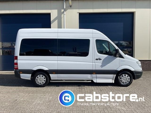 Mercedes-Benz SPRINTER 211 CDI - L2/H2- Automatische versnellingsbak - 9 Persoons - Bouwjaar 2009 - APK tot 17-01-2026 ! - Side bars - Privacy glas - Airco - Micro-ônibus, Furgão de passageiros: foto 5 Mercedes-Benz SPRINTER 211 CDI - L2/H2- Automatische versnellingsbak - 9 Persoons - Bouwjaar 2009 - APK tot 17-01-2026 ! - Side bars - Privacy glas - Airco - Micro-ônibus, Furgão de passageiros: foto 5