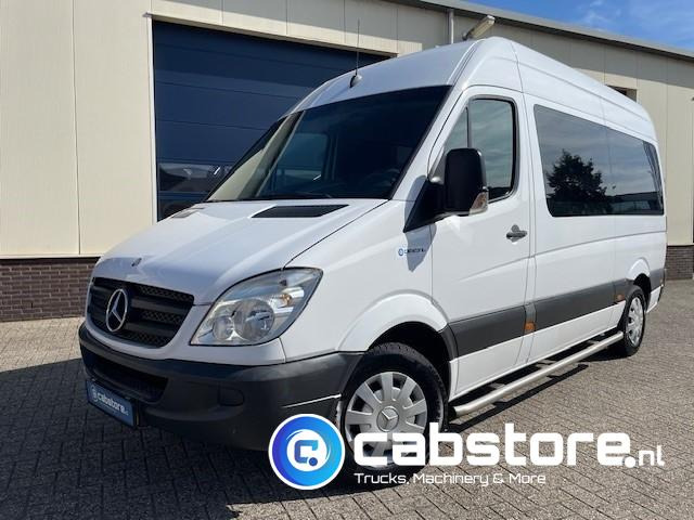 Mercedes-Benz SPRINTER 211 CDI - L2/H2- Automatische versnellingsbak - 9 Persoons - Bouwjaar 2009 - APK tot 17-01-2026 ! - Side bars - Privacy glas - Airco - Micro-ônibus, Furgão de passageiros: foto 2 Mercedes-Benz SPRINTER 211 CDI - L2/H2- Automatische versnellingsbak - 9 Persoons - Bouwjaar 2009 - APK tot 17-01-2026 ! - Side bars - Privacy glas - Airco - Micro-ônibus, Furgão de passageiros: foto 2