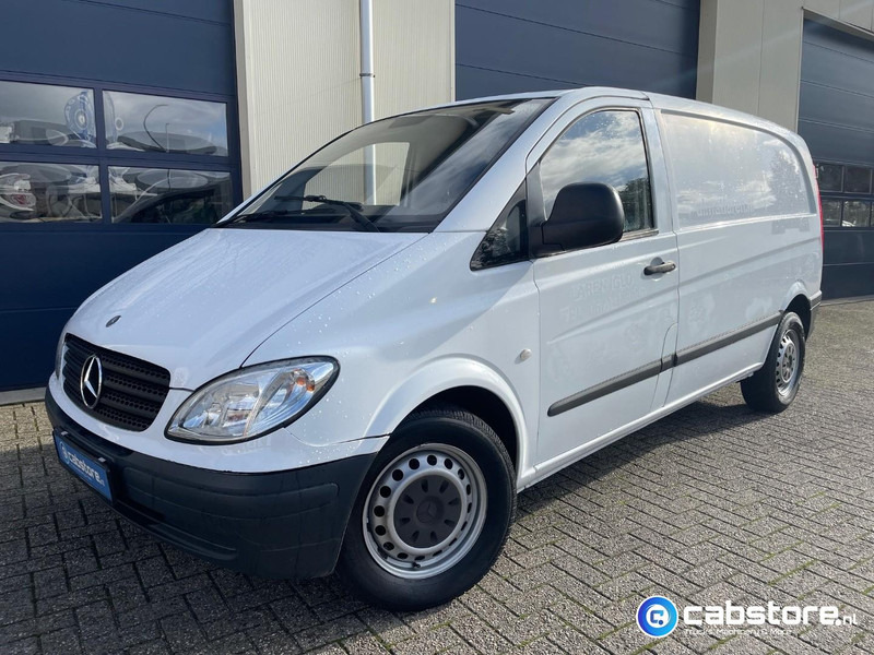 Mercedes-Benz Vito 109 CDI Panal Van - Gesloten bestelwagen - Bouwjaar 2006 - Trekhaak - Furgão compacto: foto 2 Mercedes-Benz Vito 109 CDI Panal Van - Gesloten bestelwagen - Bouwjaar 2006 - Trekhaak - Furgão compacto: foto 2