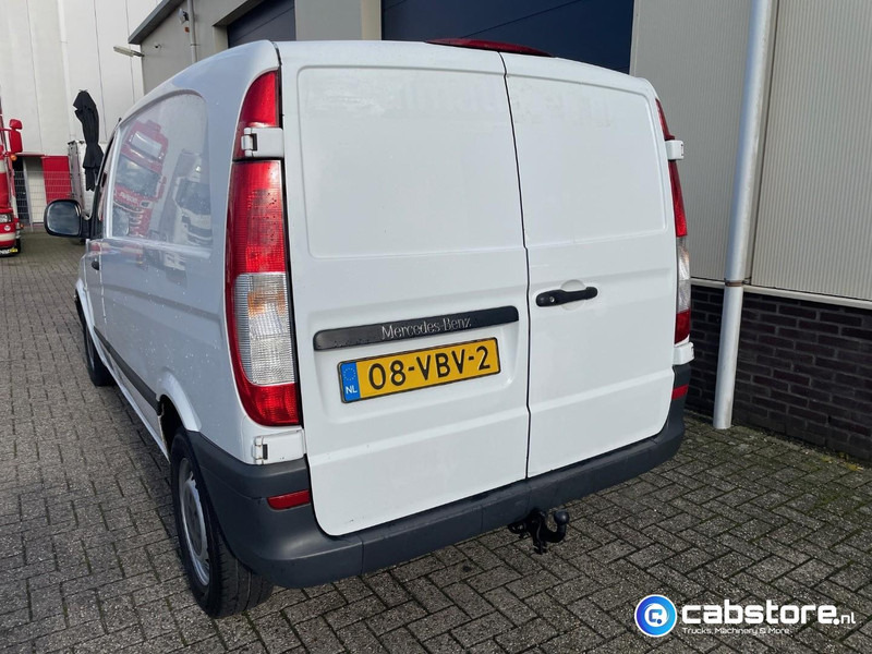Mercedes-Benz Vito 109 CDI Panal Van - Gesloten bestelwagen - Bouwjaar 2006 - Trekhaak - Furgão compacto: foto 5 Mercedes-Benz Vito 109 CDI Panal Van - Gesloten bestelwagen - Bouwjaar 2006 - Trekhaak - Furgão compacto: foto 5