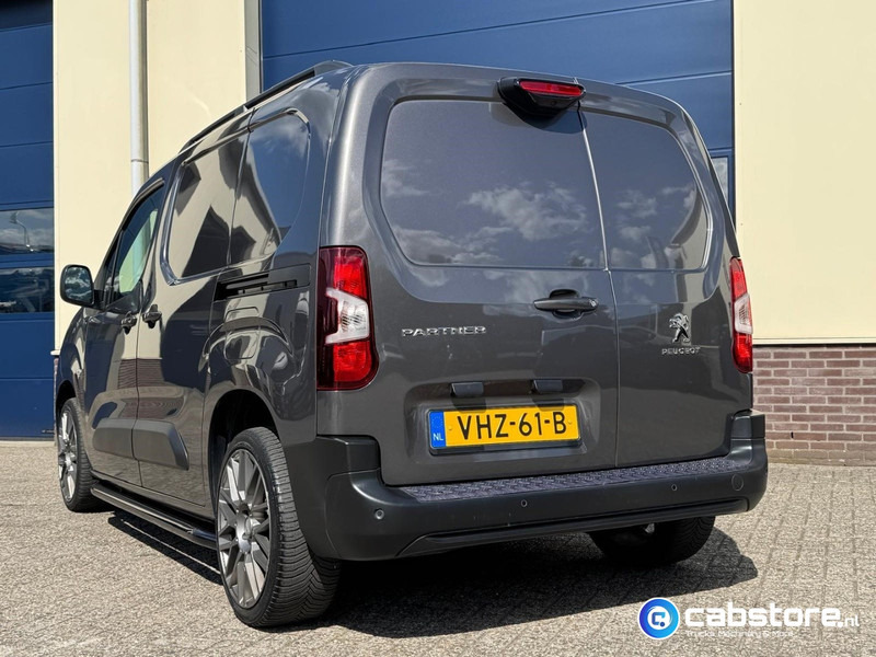 Peugeot Partner 1.5 Blue HDI Asphalt Euro 6 - Gesloten bestelwagen - Bouwjaar 2021 - Km 45.128 !! - Luxe uitvoering - Zeer mooi !! - Furgão compacto: foto 5 Peugeot Partner 1.5 Blue HDI Asphalt Euro 6 - Gesloten bestelwagen - Bouwjaar 2021 - Km 45.128 !! - Luxe uitvoering - Zeer mooi !! - Furgão compacto: foto 5