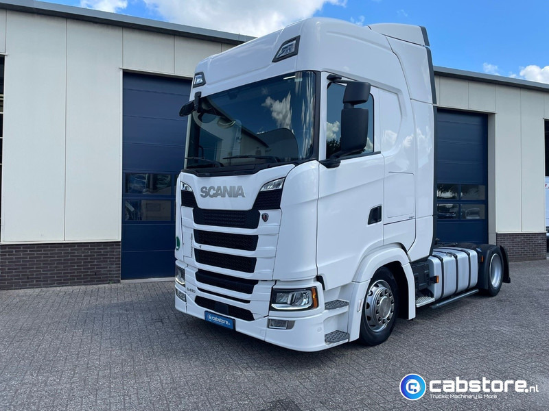 Scania S410 A 4X2 EB Euro 6 - S-Highline - Bouwjaar 2018 - MEGA VOLUME - Km 822.505 - Tractor: foto 1 Scania S410 A 4X2 EB Euro 6 - S-Highline - Bouwjaar 2018 - MEGA VOLUME - Km 822.505 - Tractor: foto 1
