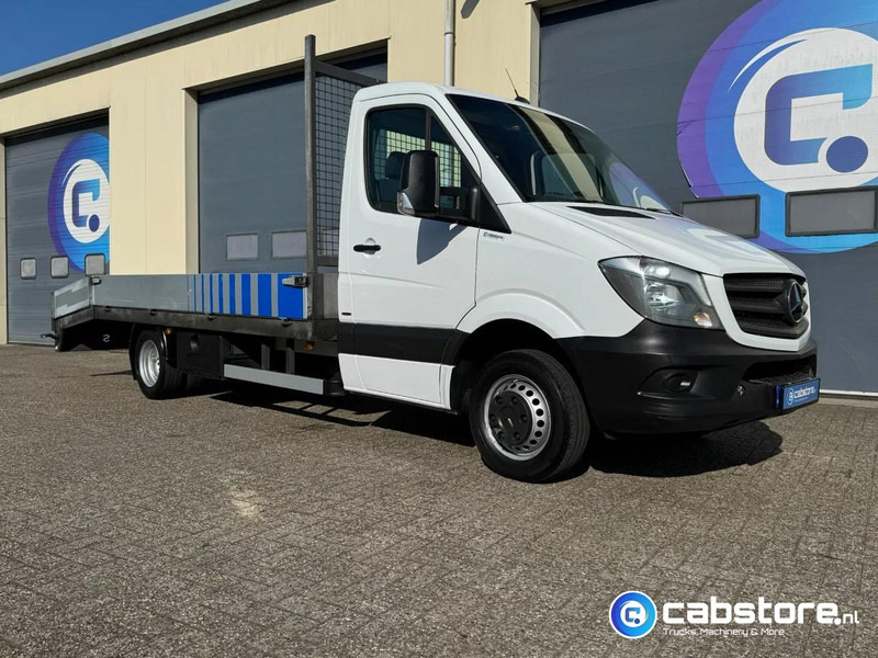 Mercedes-Benz Sprinter 516 CDI 2.2 163 Pk Euro 6 - Oprijwagen - Trekhaak - Year 2017 - Veículo comercial: foto 1 Mercedes-Benz Sprinter 516 CDI 2.2 163 Pk Euro 6 - Oprijwagen - Trekhaak - Year 2017 - Veículo comercial: foto 1