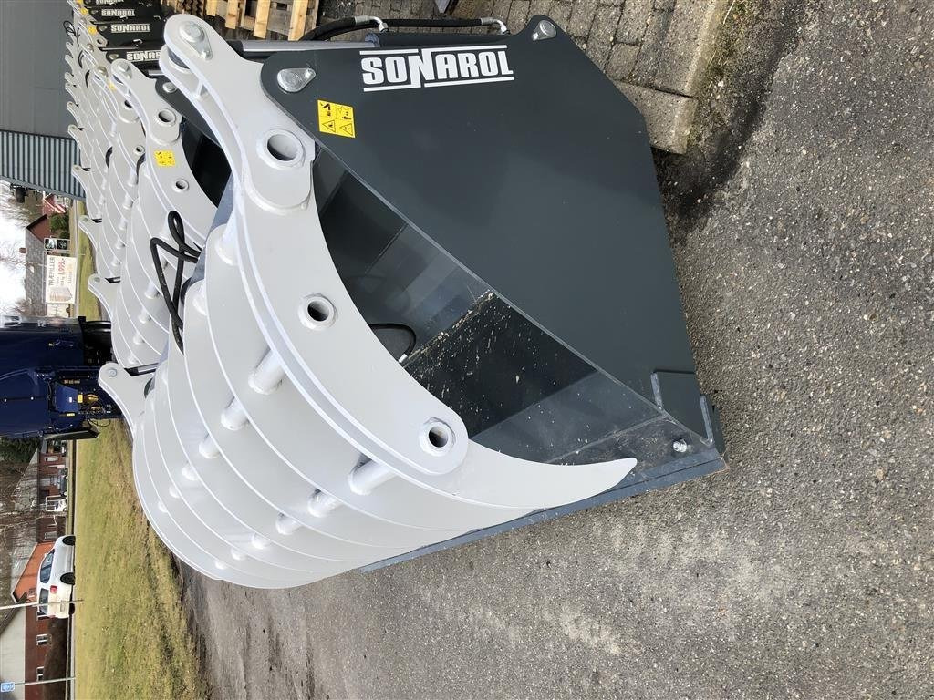 Sonarol Sonarol Heavy Duty Multiskovl - Carregador frontal para o trator: foto 2 Sonarol Sonarol Heavy Duty Multiskovl - Carregador frontal para o trator: foto 2