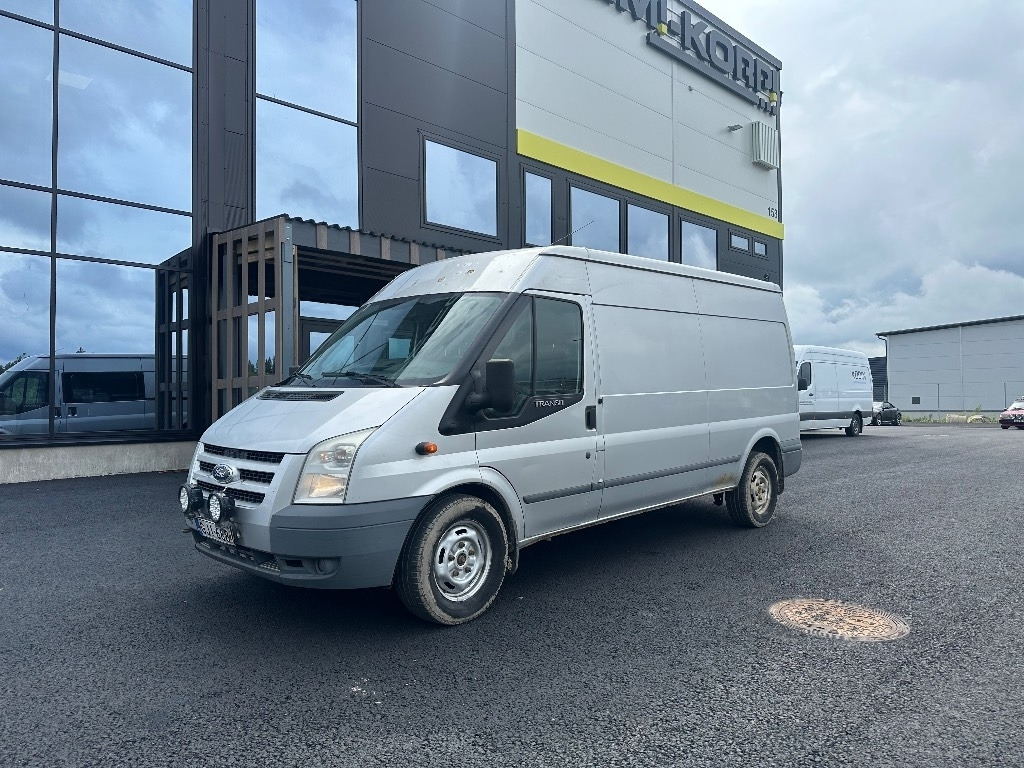Ford Transit T350 4X4 huoltohyllyt - Furgão: foto 1 Ford Transit T350 4X4 huoltohyllyt - Furgão: foto 1