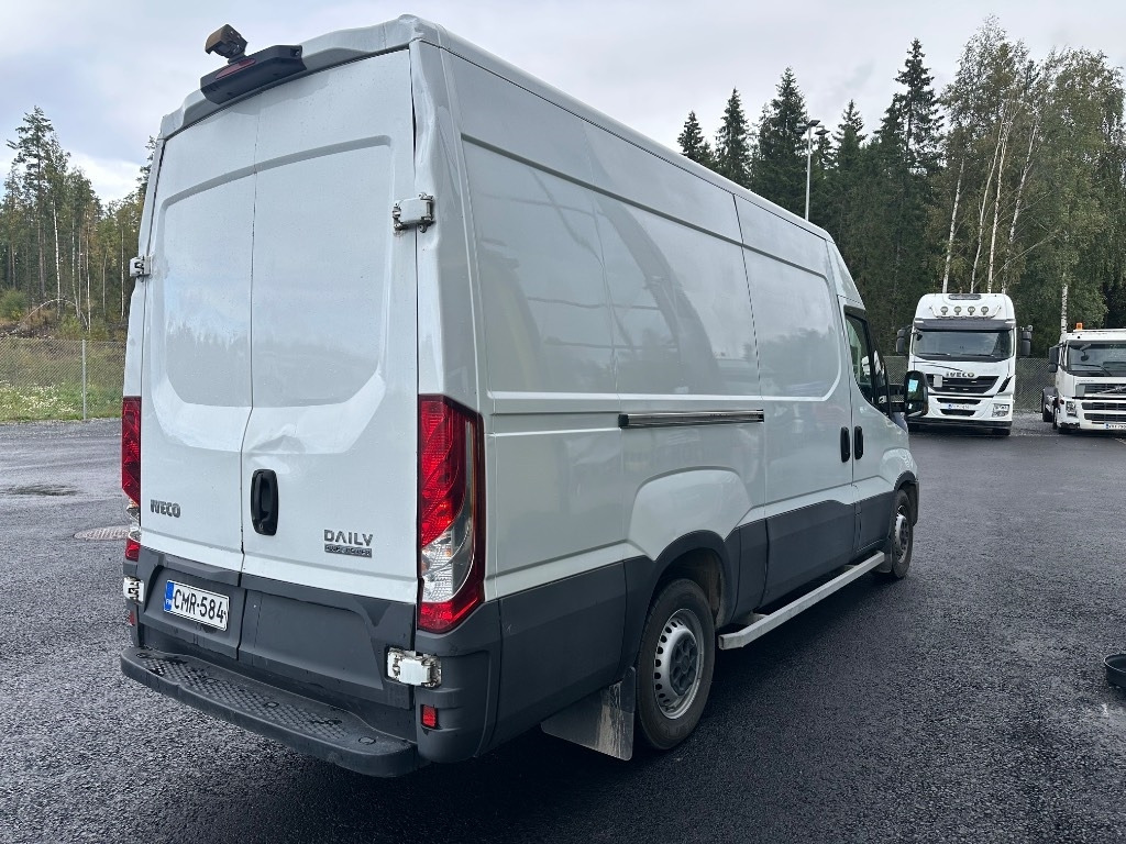 Iveco 35S14N Kylmäkone - Furgão: foto 4 Iveco 35S14N Kylmäkone - Furgão: foto 4