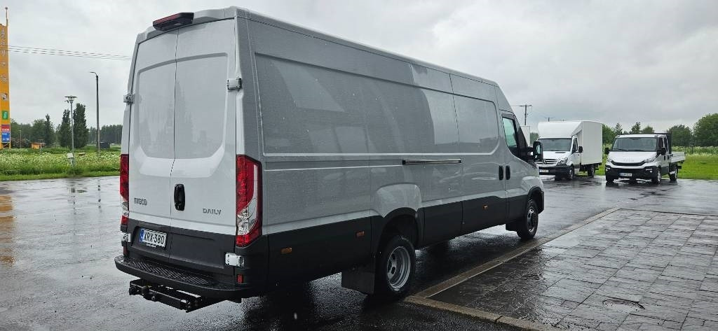 Iveco Daily 50C18A8V 16m3 - Furgão: foto 3 Iveco Daily 50C18A8V 16m3 - Furgão: foto 3