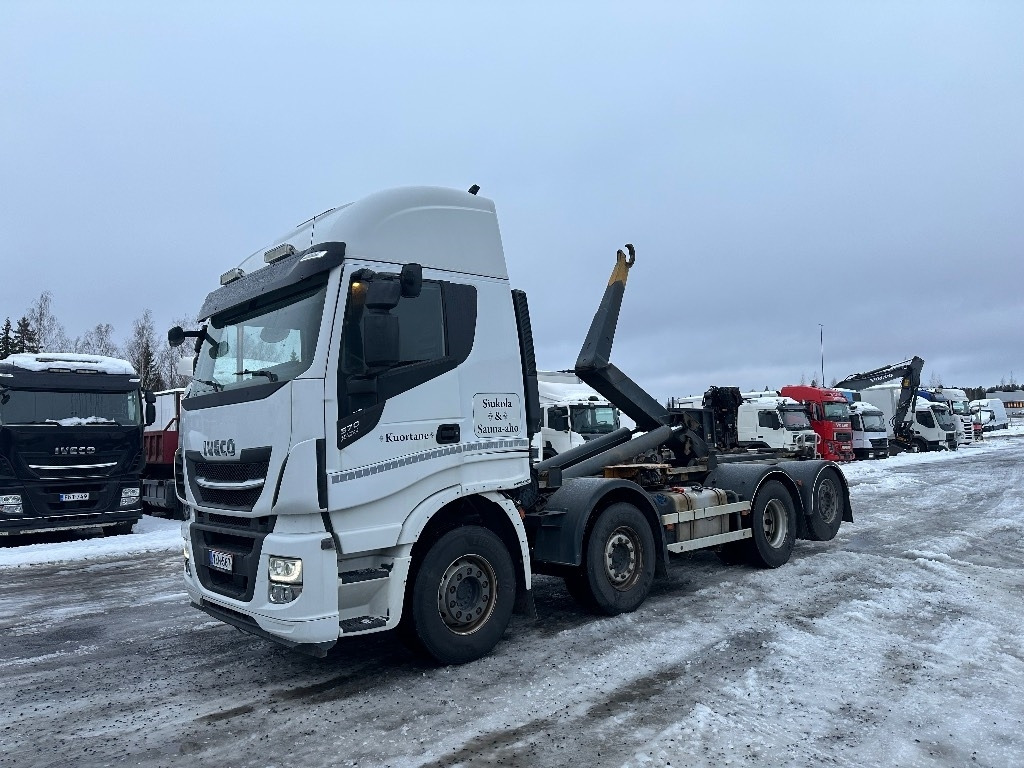 Iveco X-Way 560 8x2 - Caminhão polibenne: foto 1 Iveco X-Way 560 8x2 - Caminhão polibenne: foto 1
