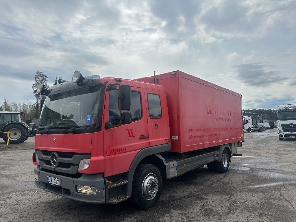 Mercedes-Benz Atego 1324L - Caminhão furgão: foto 1 Mercedes-Benz Atego 1324L - Caminhão furgão: foto 1